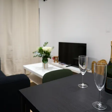 La Orange - Proche Cite Medievale Et Centre A Pied Apartment